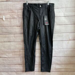 NEW WITH TAGS LEVIS 720 HIGH RISE SUPER SKINNY‎ VEGAN LEATHER JEANS IN BLACK